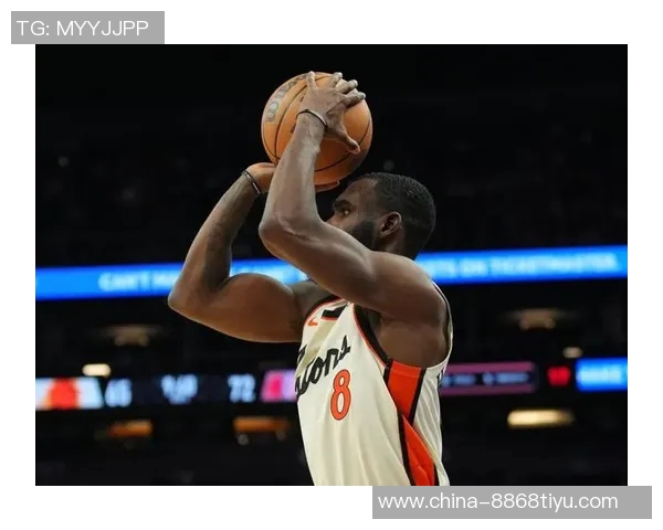 小哈达威神勇表现半场轰下17分其中次节独得12分三分球频频命中